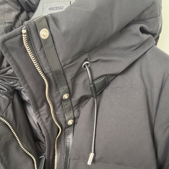 Mackage Shyla-NF 2 in 1 Coat with Removable Bib - Picture 6 of 16